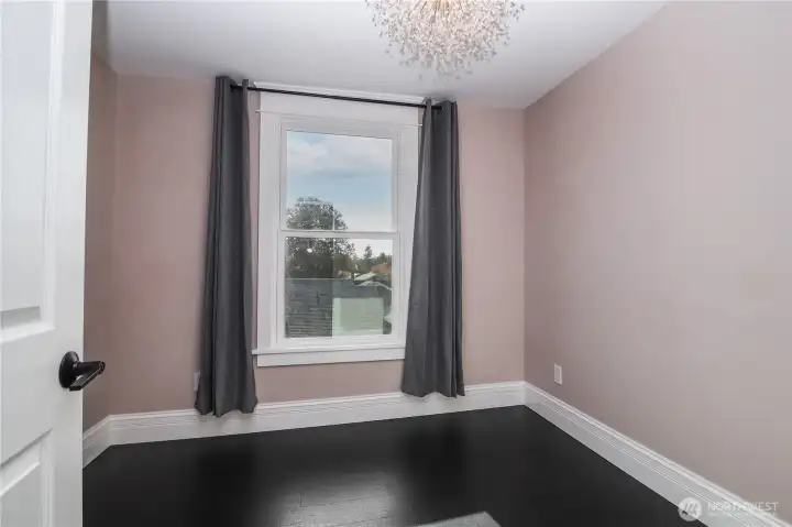 South-facing bedroom.