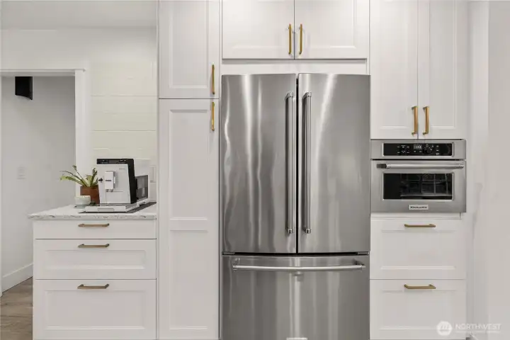 Coffee bar and built in microwave on your way to the kitchen