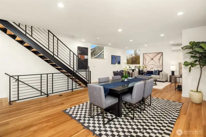 Large dining or flex space