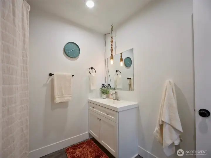 Main Bathroom