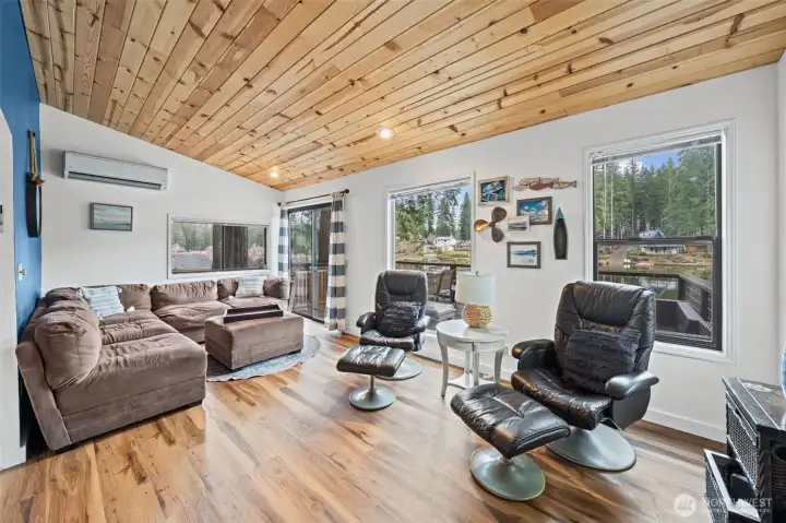 Mallard Duck - Main cabin living room