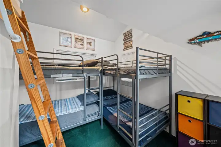 Largemouth Bass - bunkroom