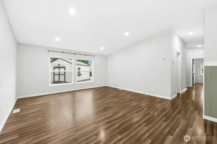 Living room also large garden shed in back yard.