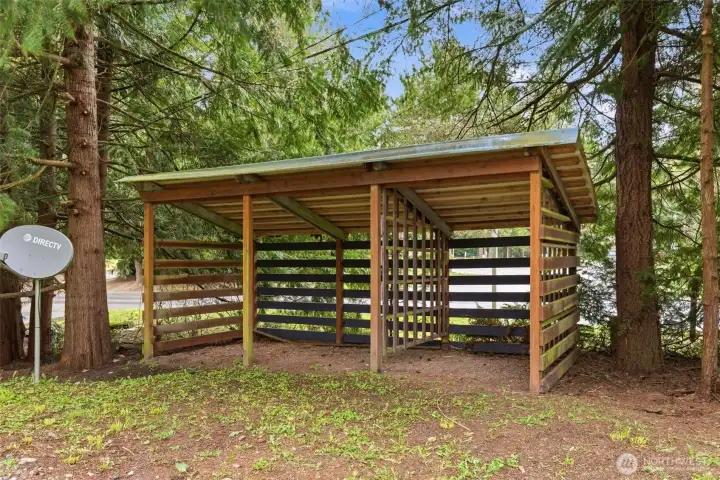 Lots of storage for wood to get you through those cold PNW nights!