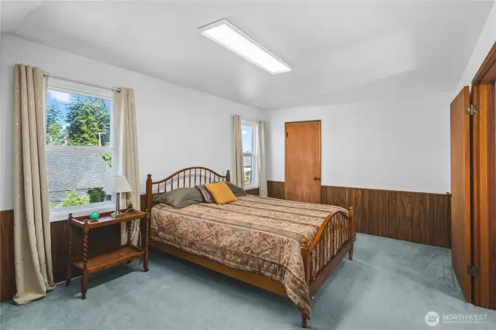 Upstairs 2nd Bedroom