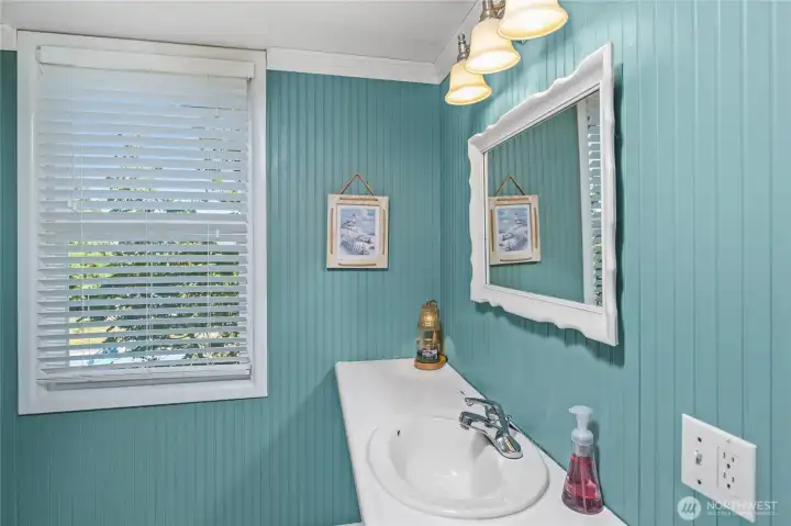 Upstairs 3/4 Bath