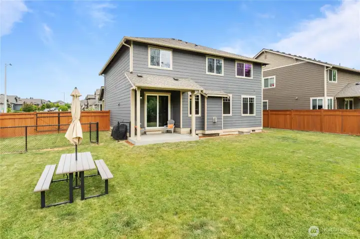 Large backyard with direct access to creek trail behind this Stanwood WA home Large backyard with direct access to creek trail behind this Stanwood WA home