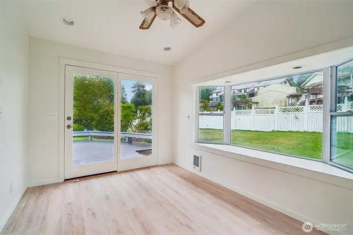 Breakfast nook sunroom