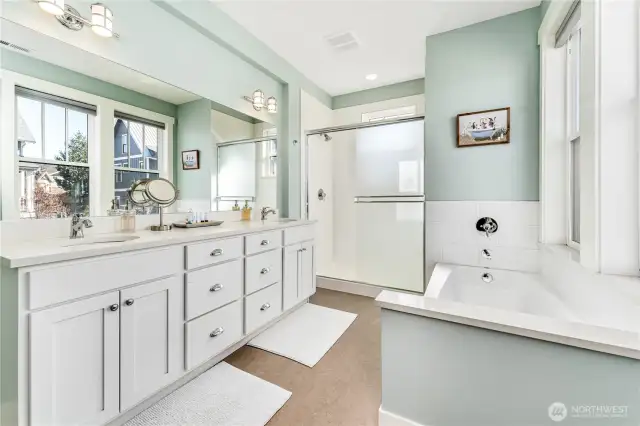 Primary Ensuite Bath