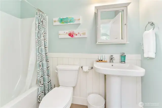Full Bathroom