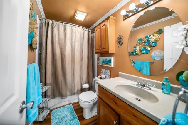 Full Bathroom
