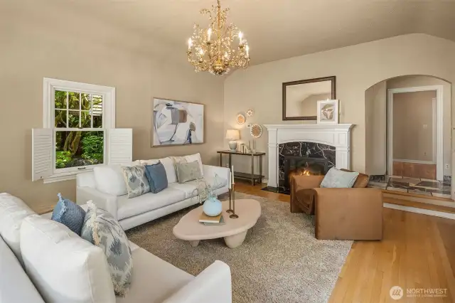 This living room evokes the glamour of a bygone era and is timeless.
