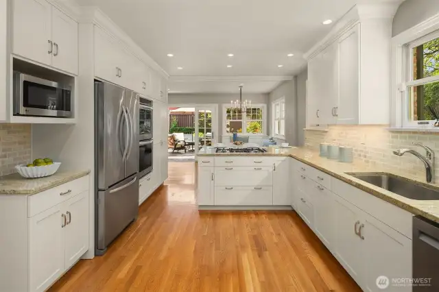 Kitchen has been thoughtfully laid out and offers both function and