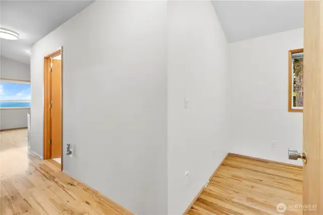 Primary suite