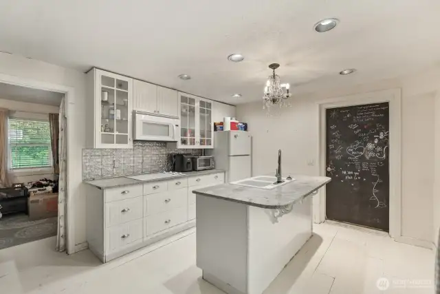 Access to Utility and own Entry through Door.