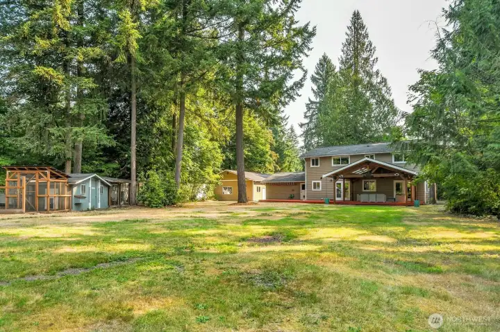 This house is sited in the middle of the lot...with a spacious front and backyard for privacy and quiet. Welcome home.
