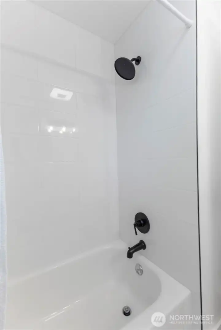 New tiled shower surround