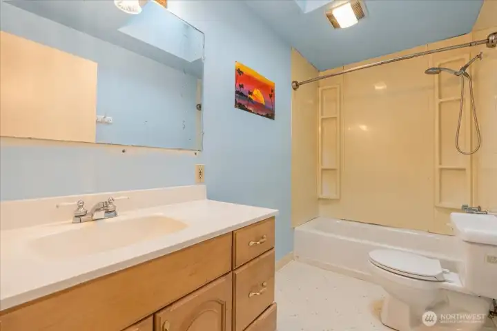 Hall Bath - Upstairs