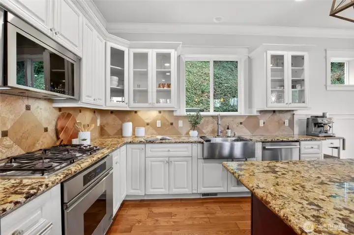 Chef's kitchen with gas range