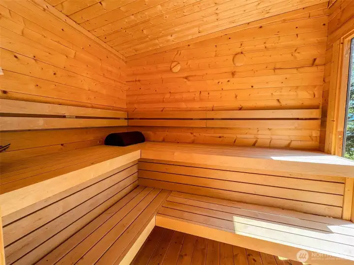 large private sauna!