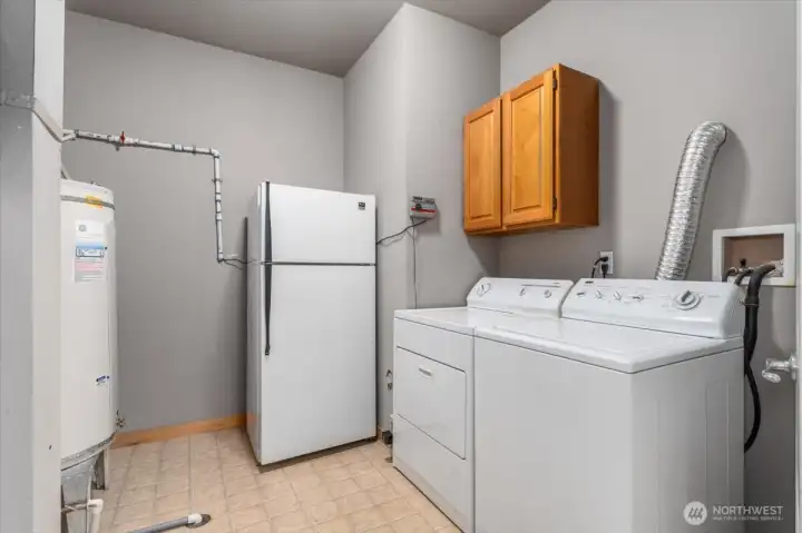 Lower floor laundry room