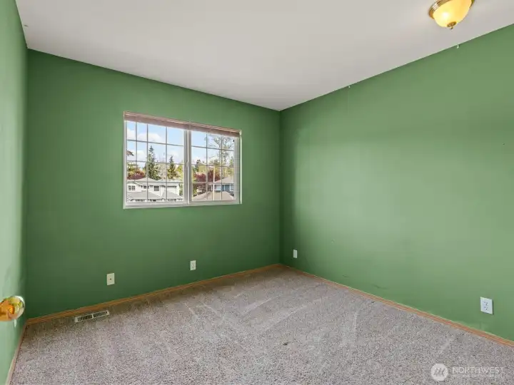 Another nice sized bedroom.