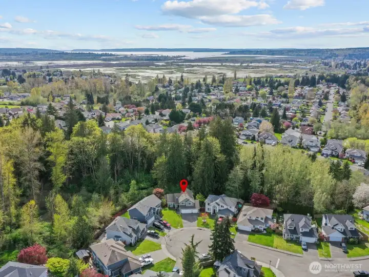 Just a jaunt from Highway 9 and I5.