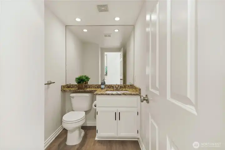 1st floor 1/2 bath
