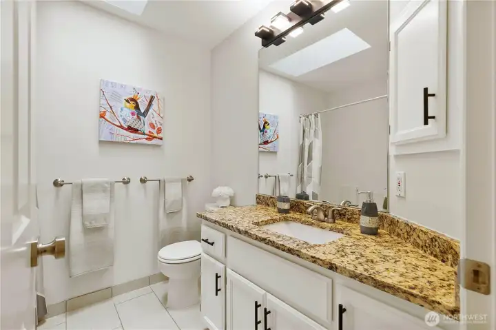 Full bath with shower/tub