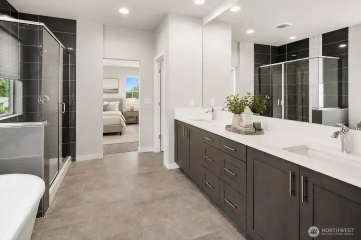 Primary Suite Spa like bathroom