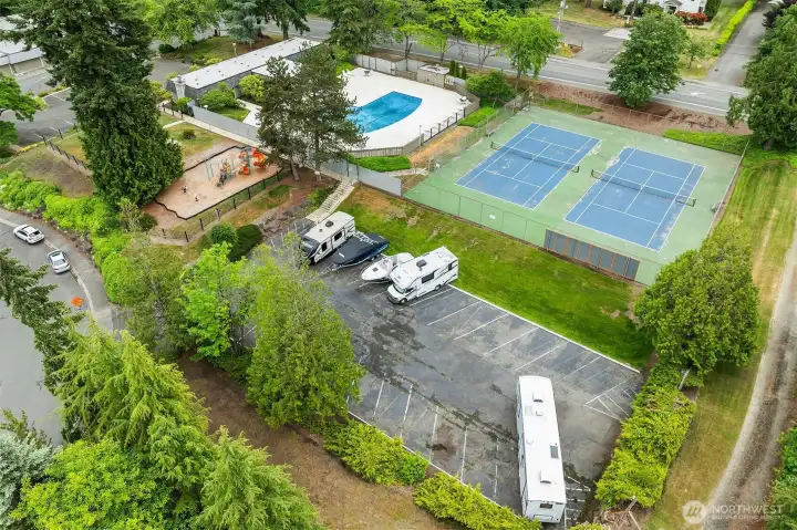 Community RV/Boat parking Community RV/Boat parking