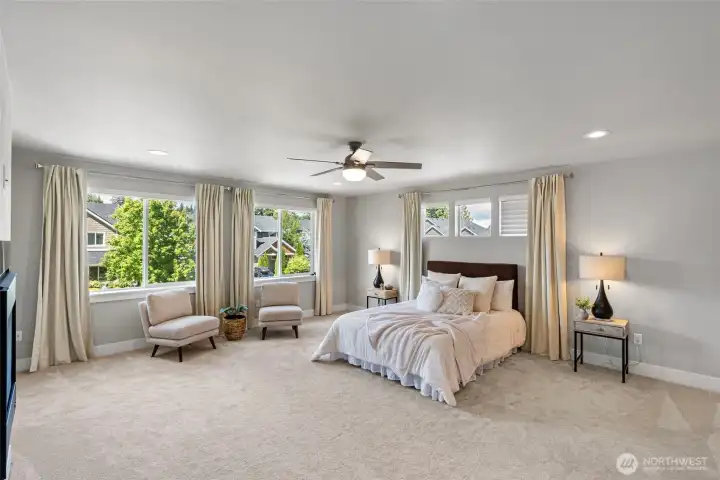 Spacious Primary Suite