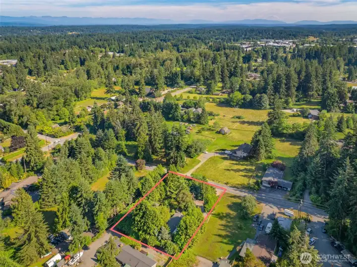 Half acre located between Snohomish and Woodinville