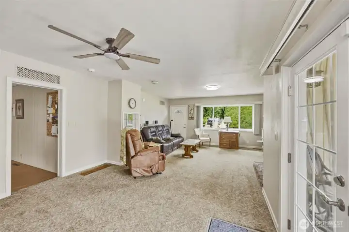 Living room with ceiling fan