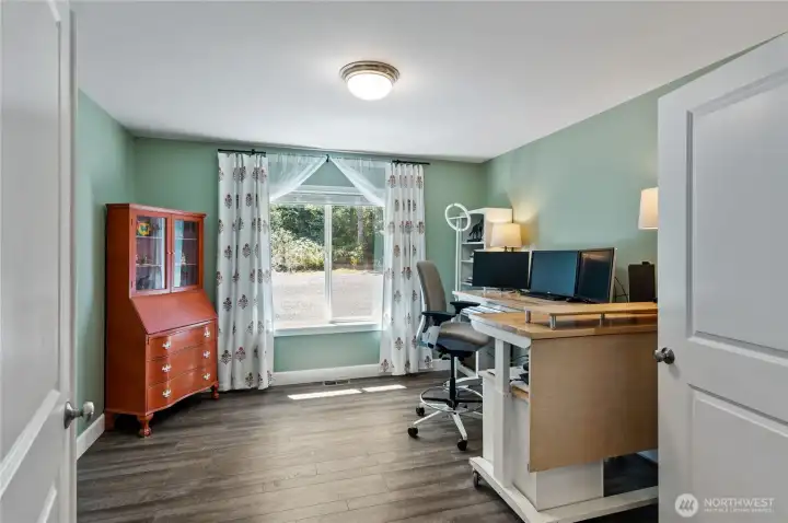 Den/Office. Closet located behind left side door. Den/Office. Closet located behind left side door.