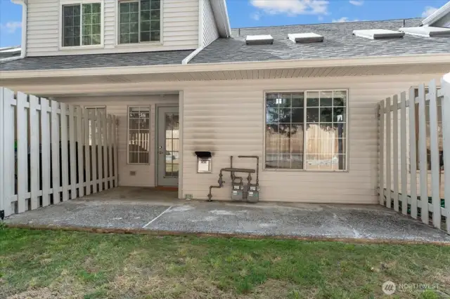 Large private patio for BBQ & Relaxing