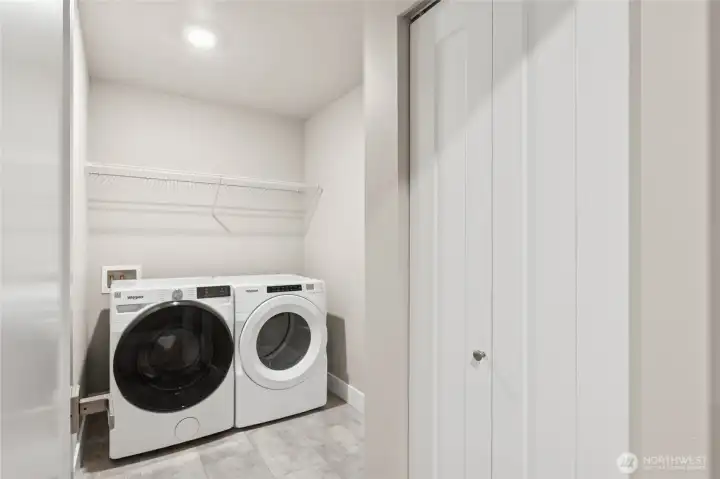 Photos are for representation only.  Features, colors, and selections may differ from photograph. See site agent for details.