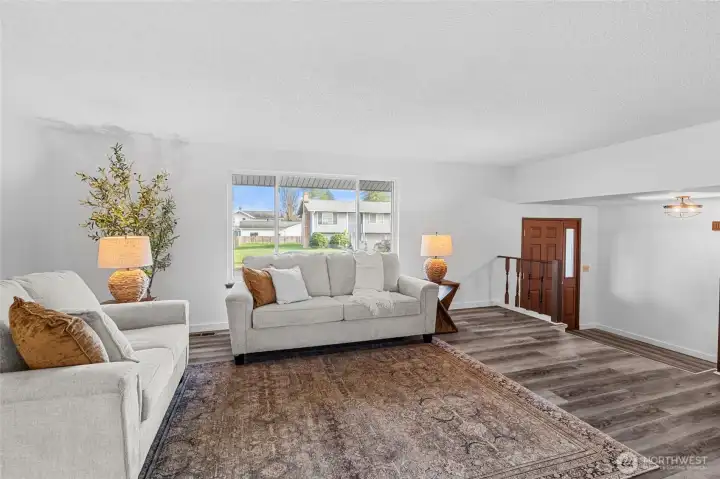 LIVING ROOM | Another view of the freshly painted living room.
