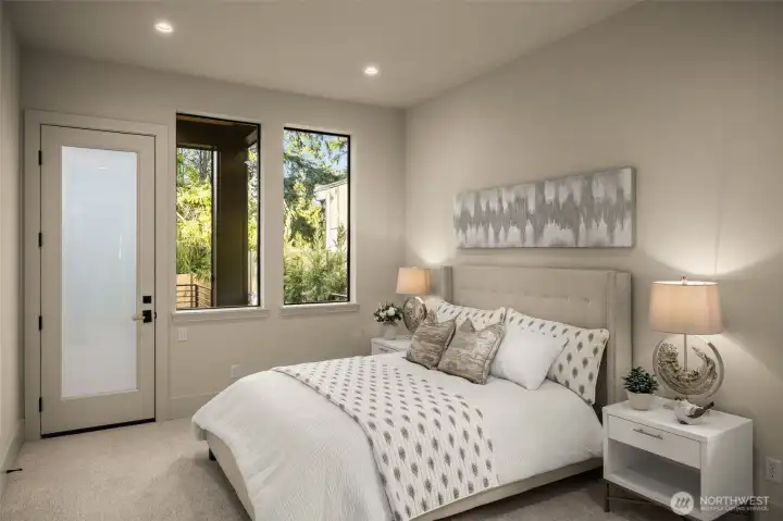 Main level guest suite with attached bath