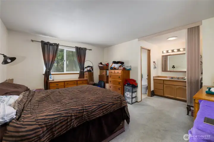 Large primary bedroom with ensuite bath