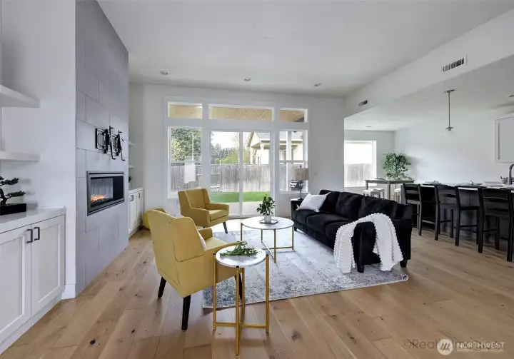 Great room, tile, gas fireplace, engineered hardwood floors