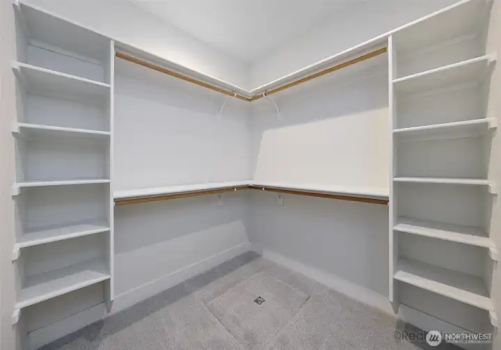 Primary suite walk-in closet