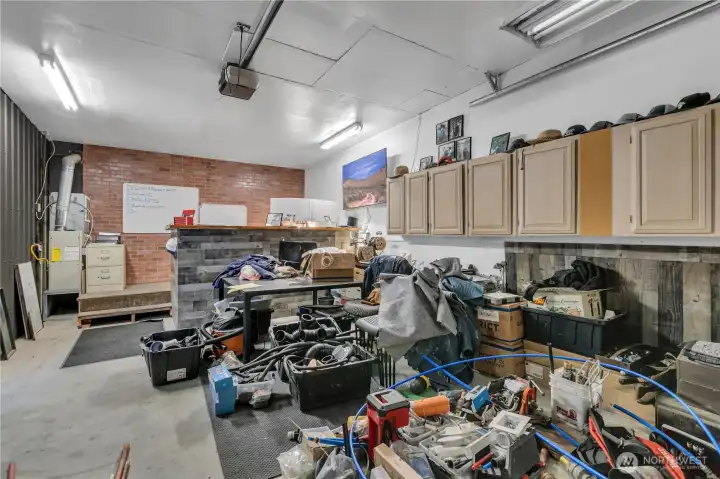 Office area with it's own heat. Office area with it's own heat.