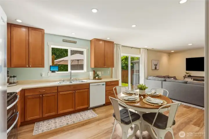 Super spacious kitchen Super spacious kitchen