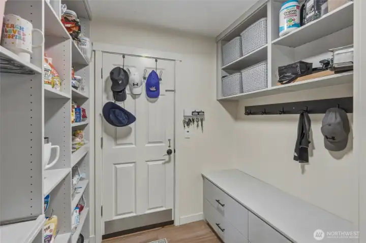 Huge family hub area and pantry with custom cabinets-there is an outlet in here great for a coffee bar arwa Huge family hub area and pantry with custom cabinets-there is an outlet in here great for a coffee bar arwa