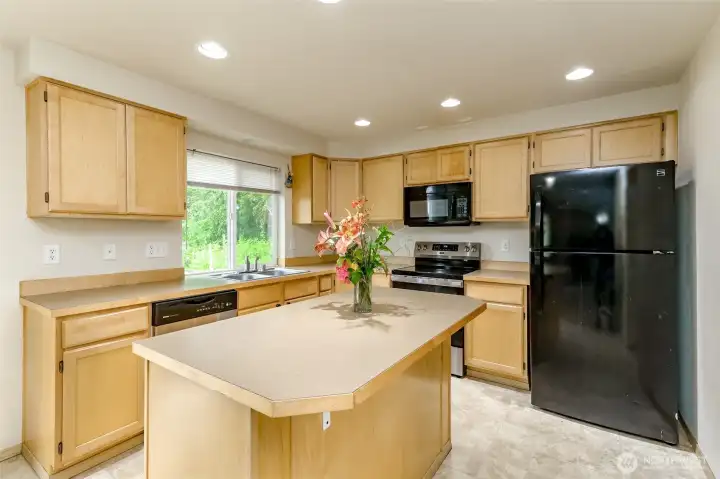 Plenty of counter space Plenty of counter space