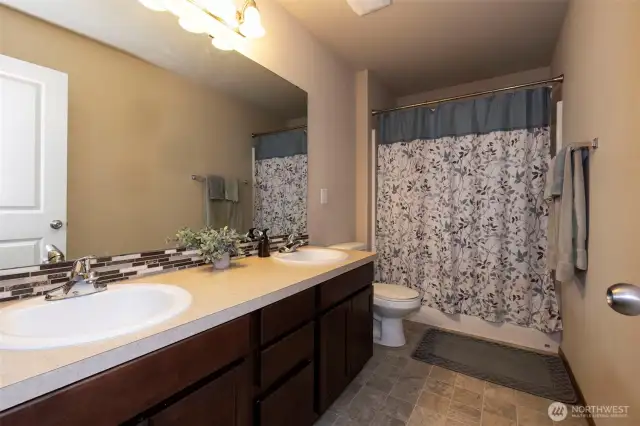Hallway full bathroom