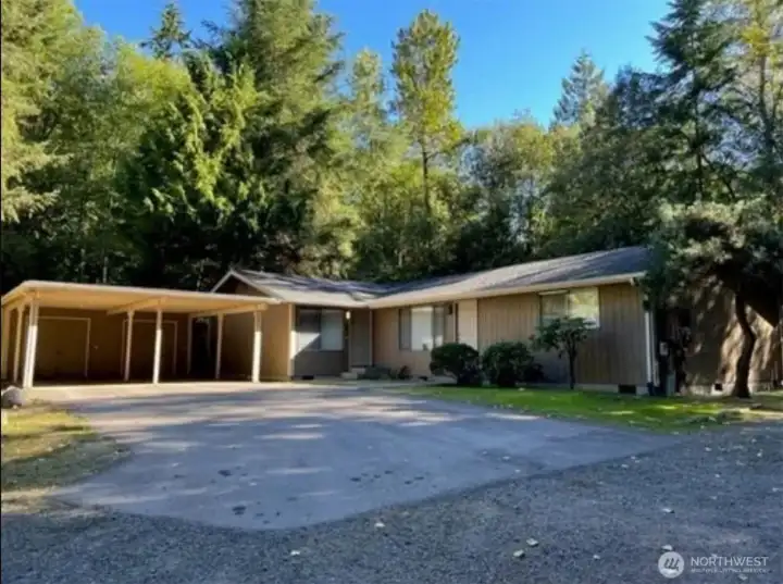 Roofs are Newer  Septic is newer