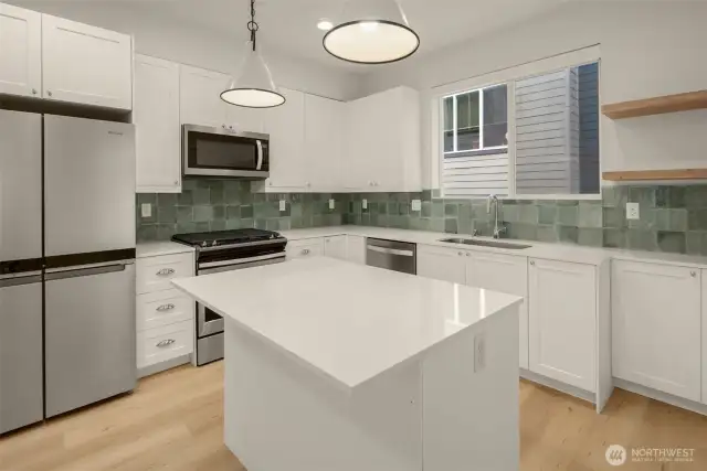 Central island, separate pantry - lots of counter and storage space in this kitchen