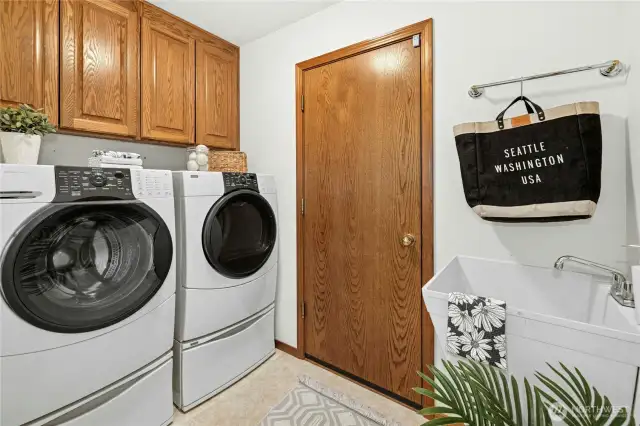 Laundry Room with newer machines that stay